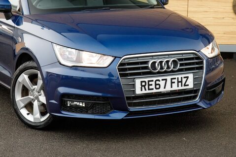 Audi A1 TFSI SPORT 10