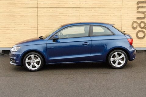 Audi A1 TFSI SPORT 13