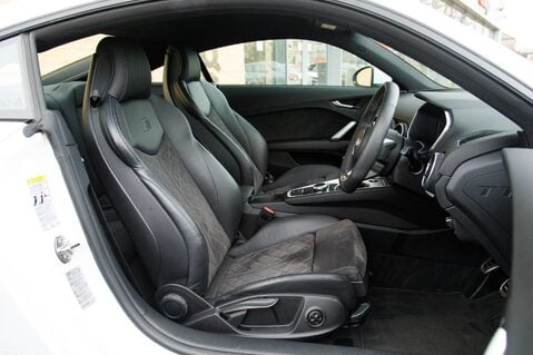 Audi TT TFSI S LINE 31