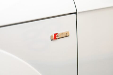 Audi TT TFSI S LINE 8