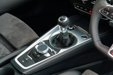 Audi TT TFSI S LINE 32