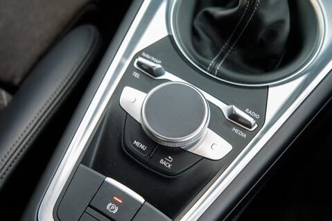 Audi TT TFSI S LINE 33