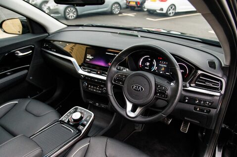 Kia Niro 4 PLUS 4
