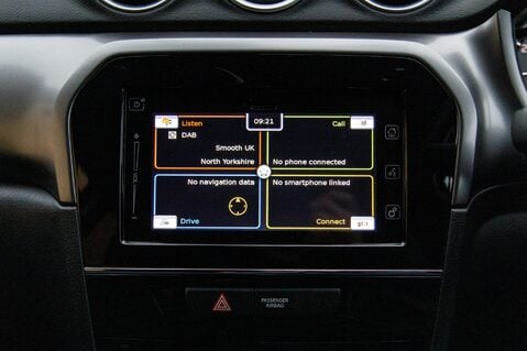 Suzuki Vitara SZ-T BOOSTERJET ALLGRIP MHEV 21