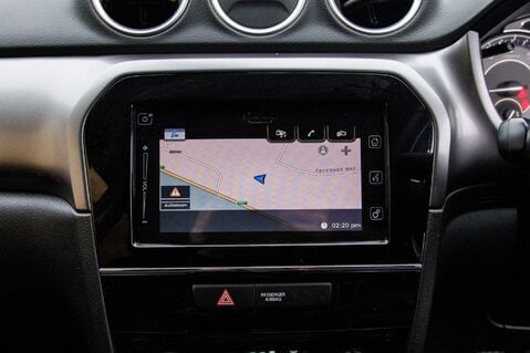 Suzuki Vitara SZ-T BOOSTERJET ALLGRIP MHEV 29