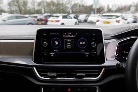 Volkswagen T-Roc STYLE TSI DSG 26