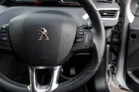 Peugeot 208 PURETECH S/S ALLURE 19
