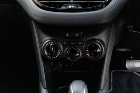 Peugeot 208 PURETECH S/S ALLURE 32