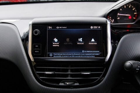 Peugeot 208 PURETECH S/S ALLURE 23