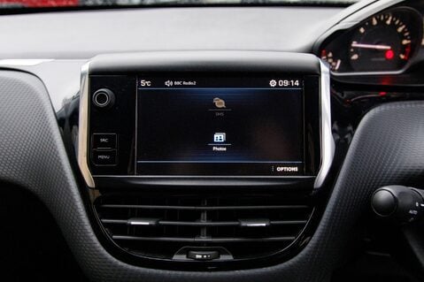 Peugeot 208 PURETECH S/S ALLURE 24