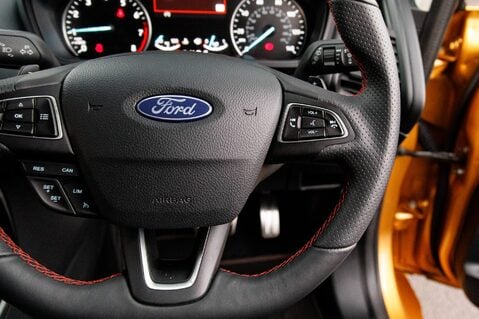 Ford Ecosport ST-LINE 19
