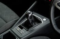 Volkswagen Golf LIFE TSI 33