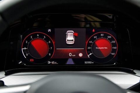 Volkswagen Golf LIFE TSI 14