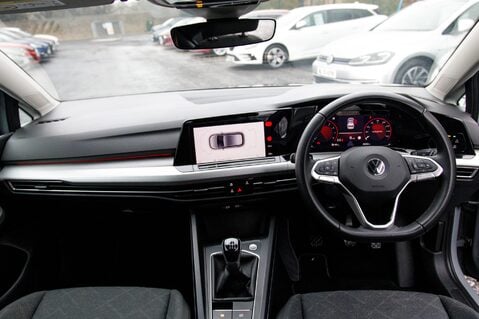 Volkswagen Golf LIFE TSI 3