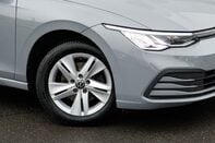 Volkswagen Golf LIFE TSI 11