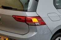 Volkswagen Golf LIFE TSI 9