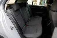 Volkswagen Golf LIFE TSI 35