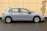 Volkswagen Golf LIFE TSI 12