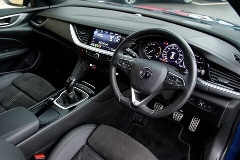 Vauxhall Insignia ULTIMATE NAV 4