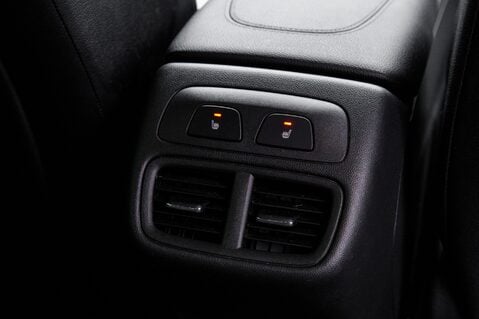 Vauxhall Insignia ULTIMATE NAV 38