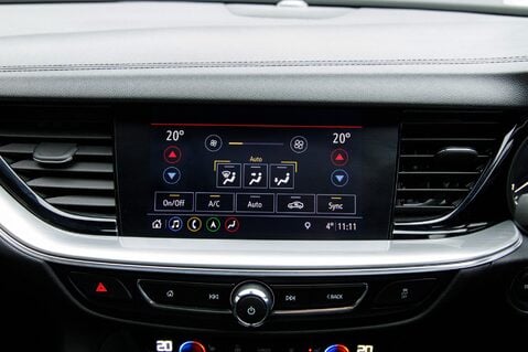 Vauxhall Insignia ULTIMATE NAV 27