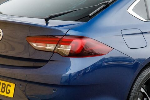 Vauxhall Insignia ULTIMATE NAV 9