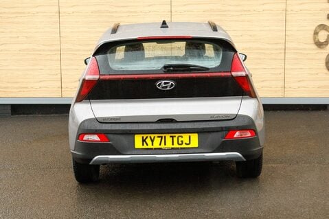 Hyundai BAYON T-GDI SE CONNECT DCT MHEV 6