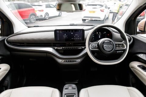 Fiat 500e LA PRIMA 3