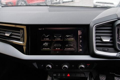 Audi A1 SPORTBACK TFSI SPORT 21