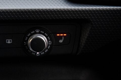 Audi A1 SPORTBACK TFSI SPORT 33