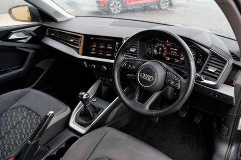 Audi A1 SPORTBACK TFSI SPORT 4