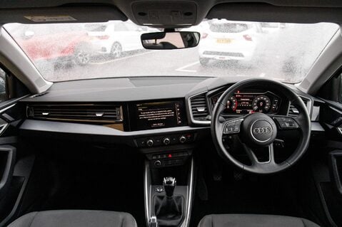 Audi A1 SPORTBACK TFSI SPORT 3