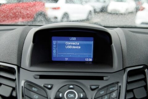 Ford Fiesta ZETEC 24