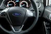 Ford Fiesta ZETEC 19