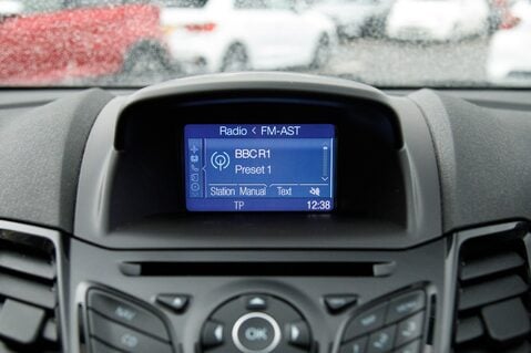 Ford Fiesta ZETEC 23