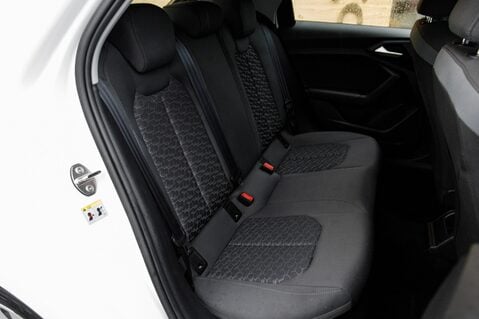 Audi A1 SPORTBACK TFSI SPORT 37