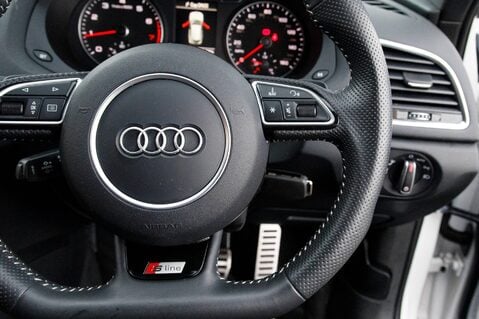 Audi Q3 TFSI BLACK EDITION 21