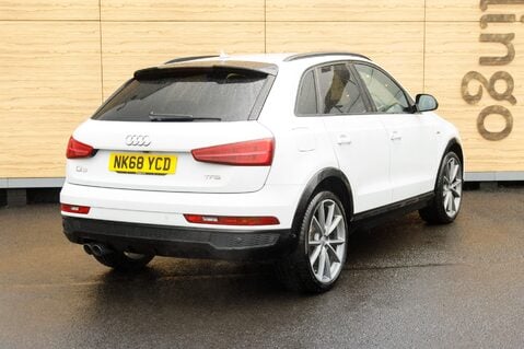 Audi Q3 TFSI BLACK EDITION 2