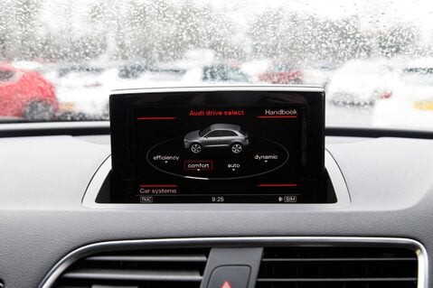 Audi Q3 TFSI BLACK EDITION 32