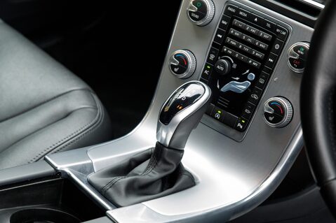 Volvo V60 D3 SE LUX NAV 28