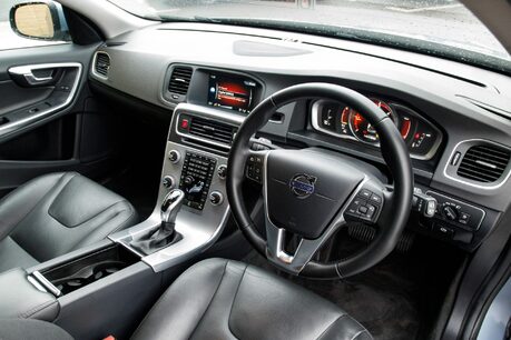 Volvo V60 D3 SE LUX NAV