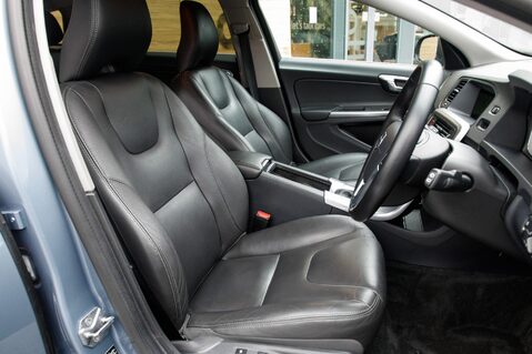 Volvo V60 D3 SE LUX NAV 27