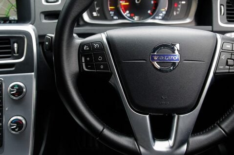 Volvo V60 D3 SE LUX NAV 18