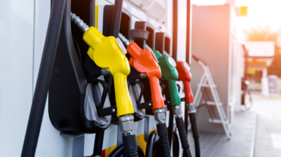Saving at the Pumps: UK Driving Tips for Better Fuel Efficiency