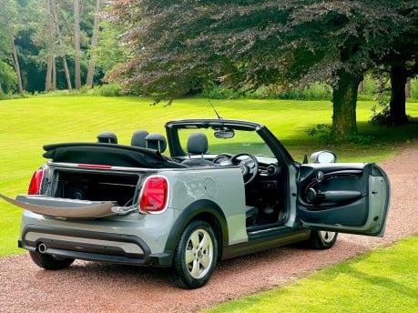 Mini Convertible COOPER CLASSIC 20