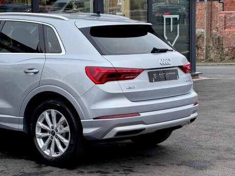 Audi Q3 TFSI SPORT MHEV 51