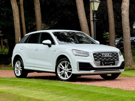 Audi Q2 TDI S LINE