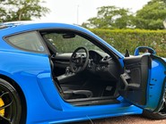 Porsche 718 Cayman P320 B 6X4 26