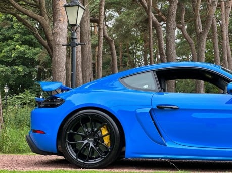 Porsche 718 Cayman P320 B 6X4 68