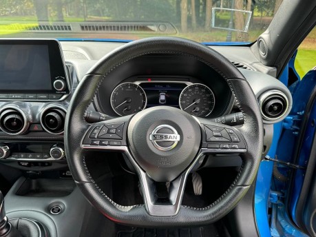 Nissan Juke DIG-T N-CONNECTA 10